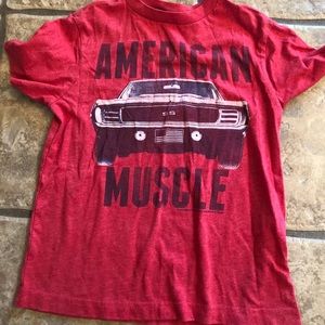 Boy old navy tee shirt size size small.